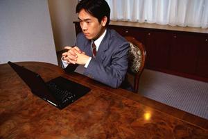 課金システムの状況に関して考える